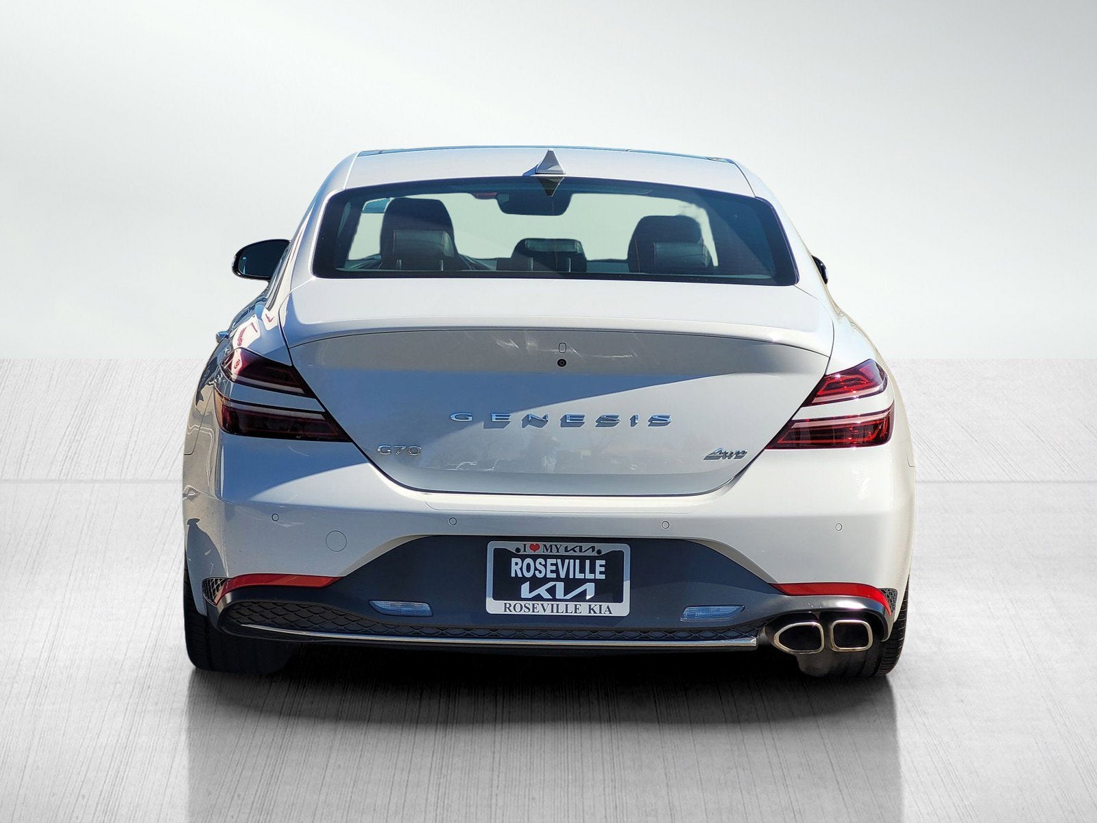 2023 Genesis G70 2.0T