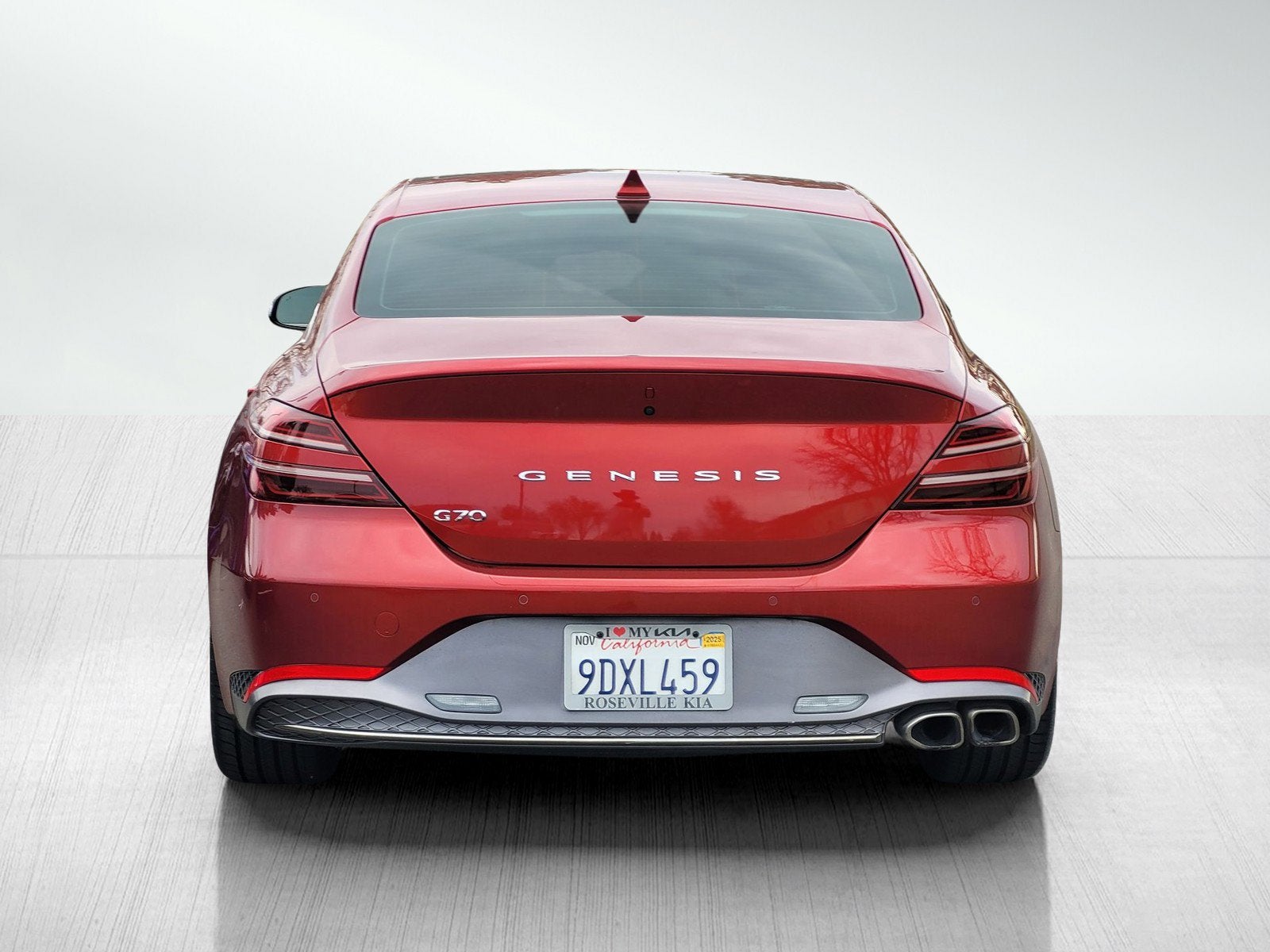 2023 Genesis G70 2.0T