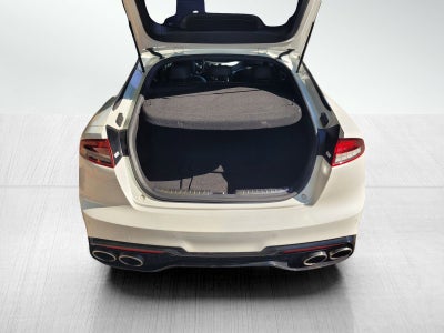 2022 Kia STINGER GT1