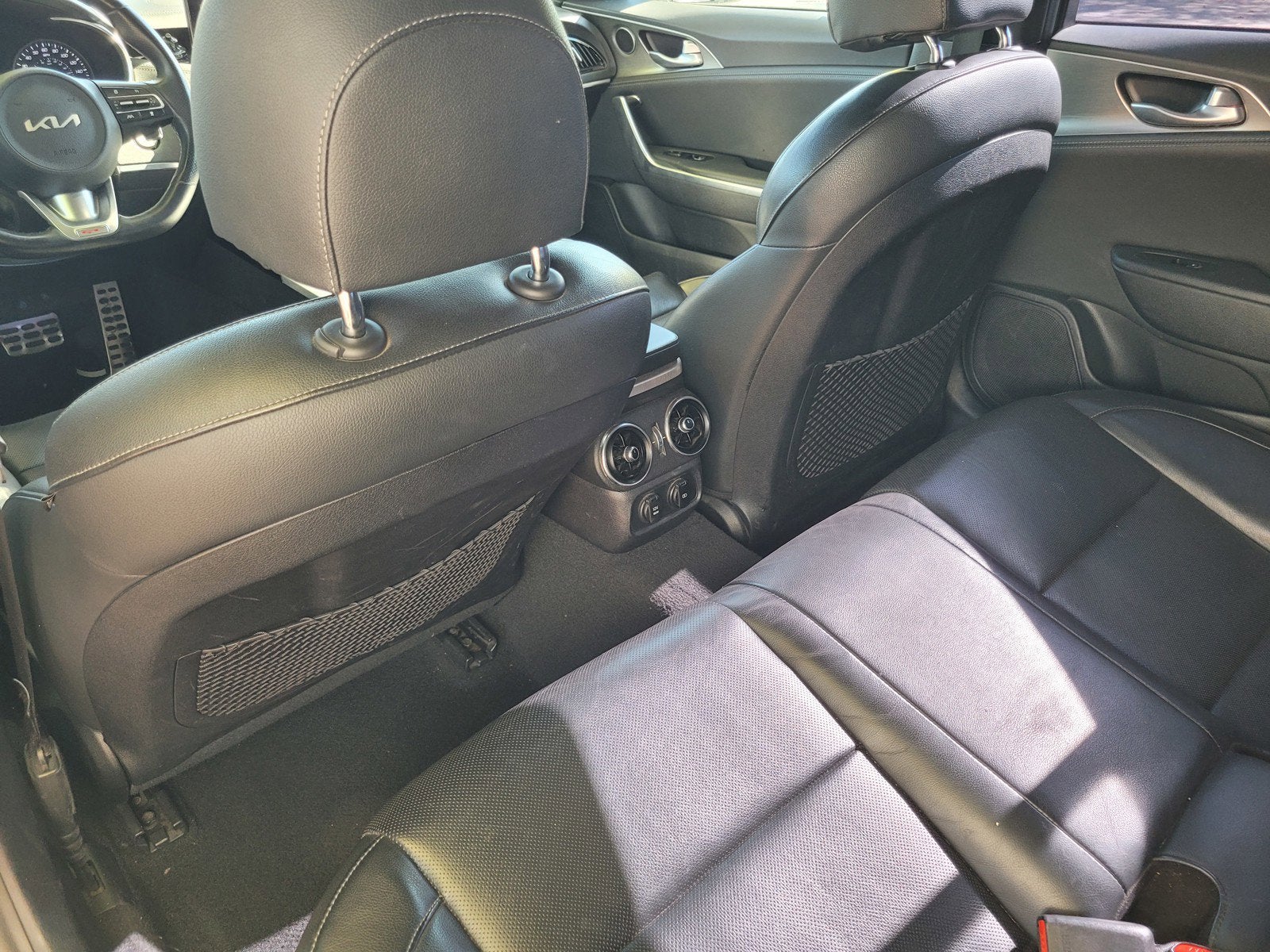 2022 Kia STINGER GT1