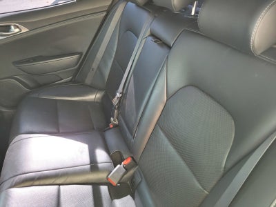 2022 Kia STINGER GT1