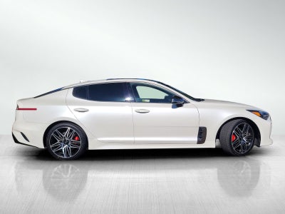 2022 Kia STINGER GT1