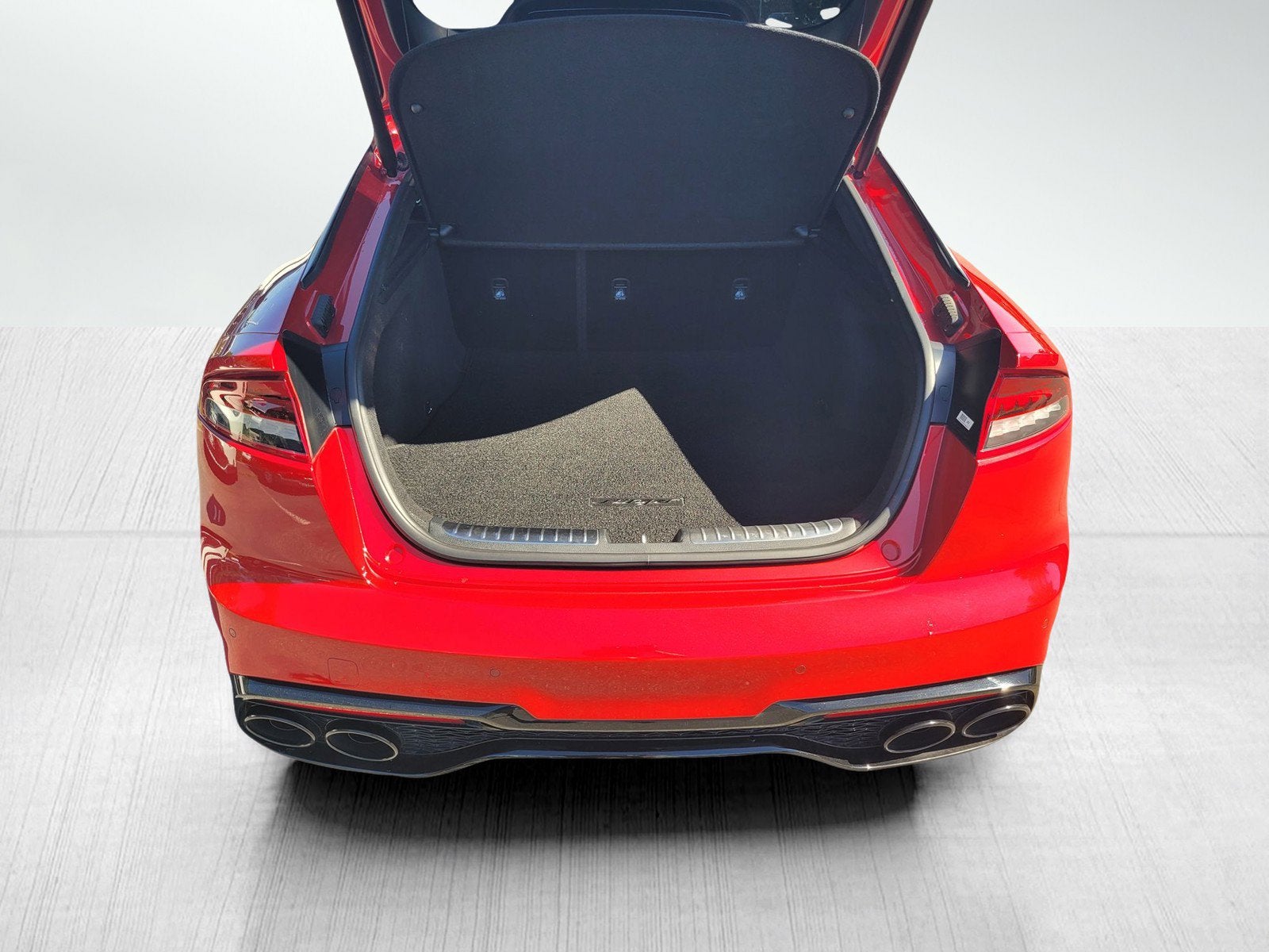 2023 Kia STINGER GT2
