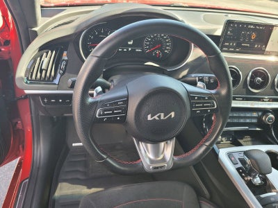 2023 Kia STINGER GT2