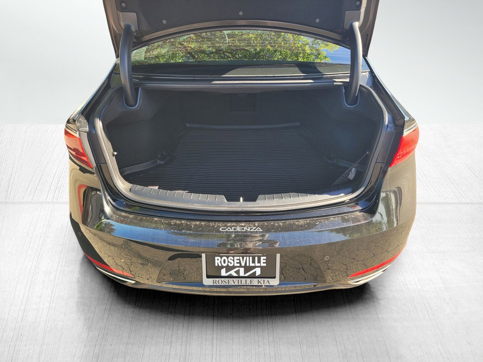 2017 Kia CADENZA PREMIUM