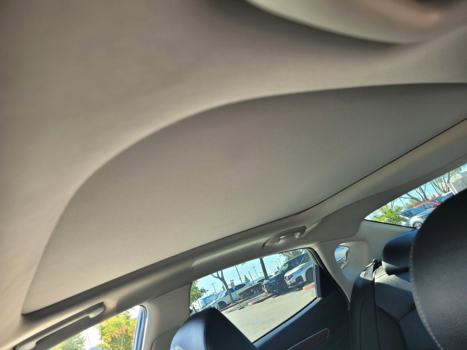 2017 Kia CADENZA PREMIUM