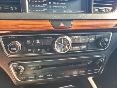 2017 Kia CADENZA PREMIUM