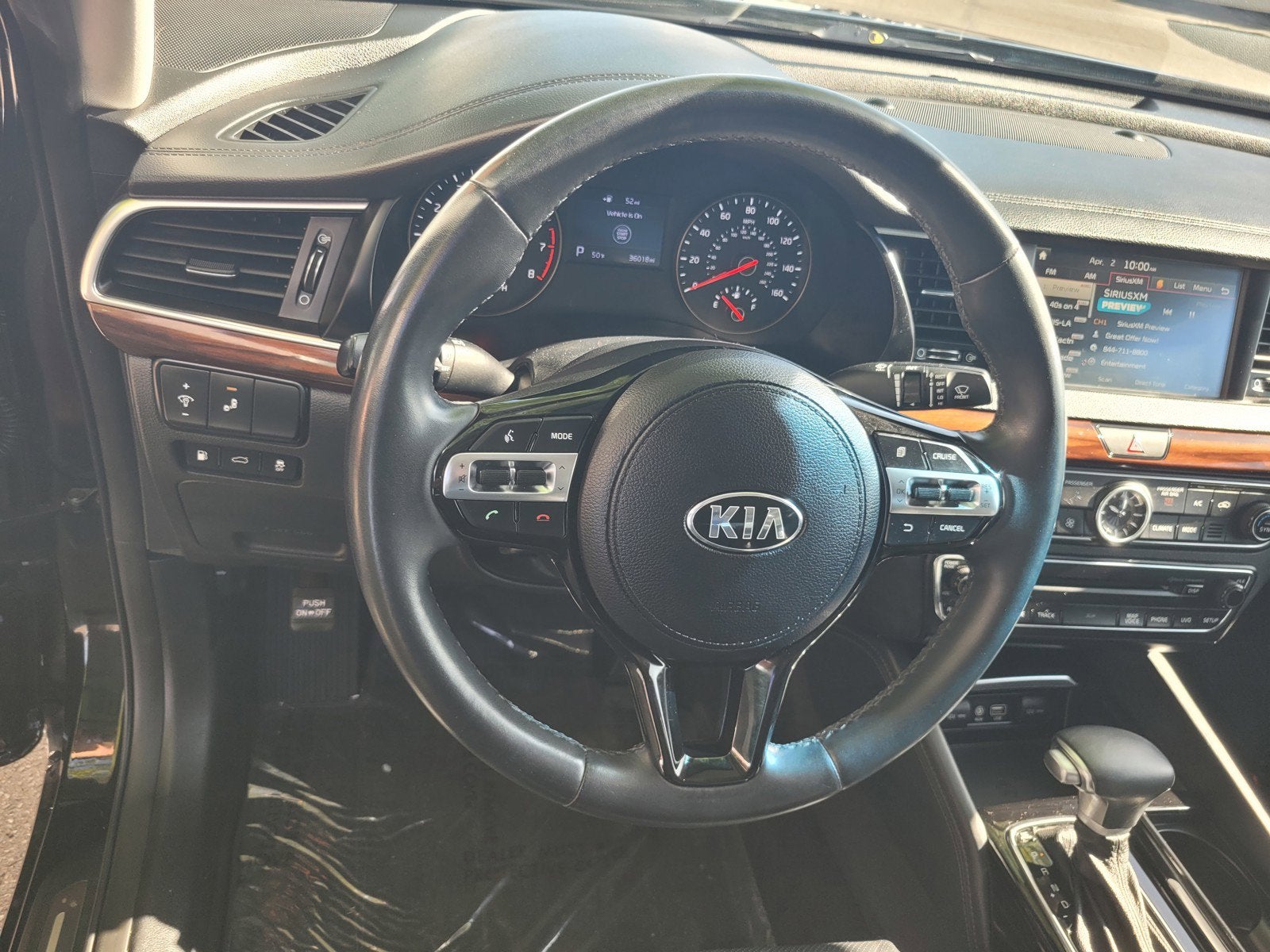 2017 Kia CADENZA PREMIUM