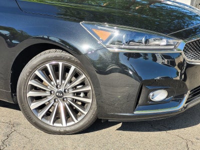 2017 Kia CADENZA PREMIUM