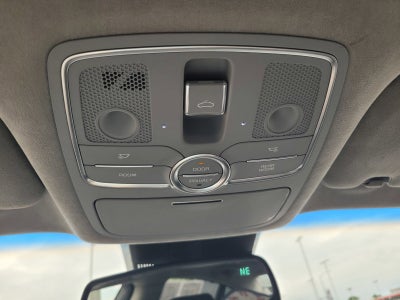 2016 Kia K900 LUXURY