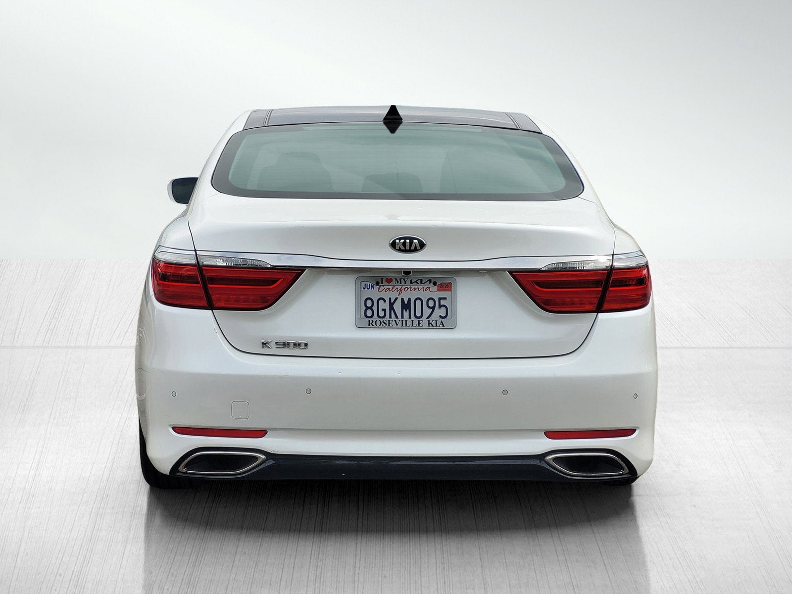 2016 Kia K900 LUXURY