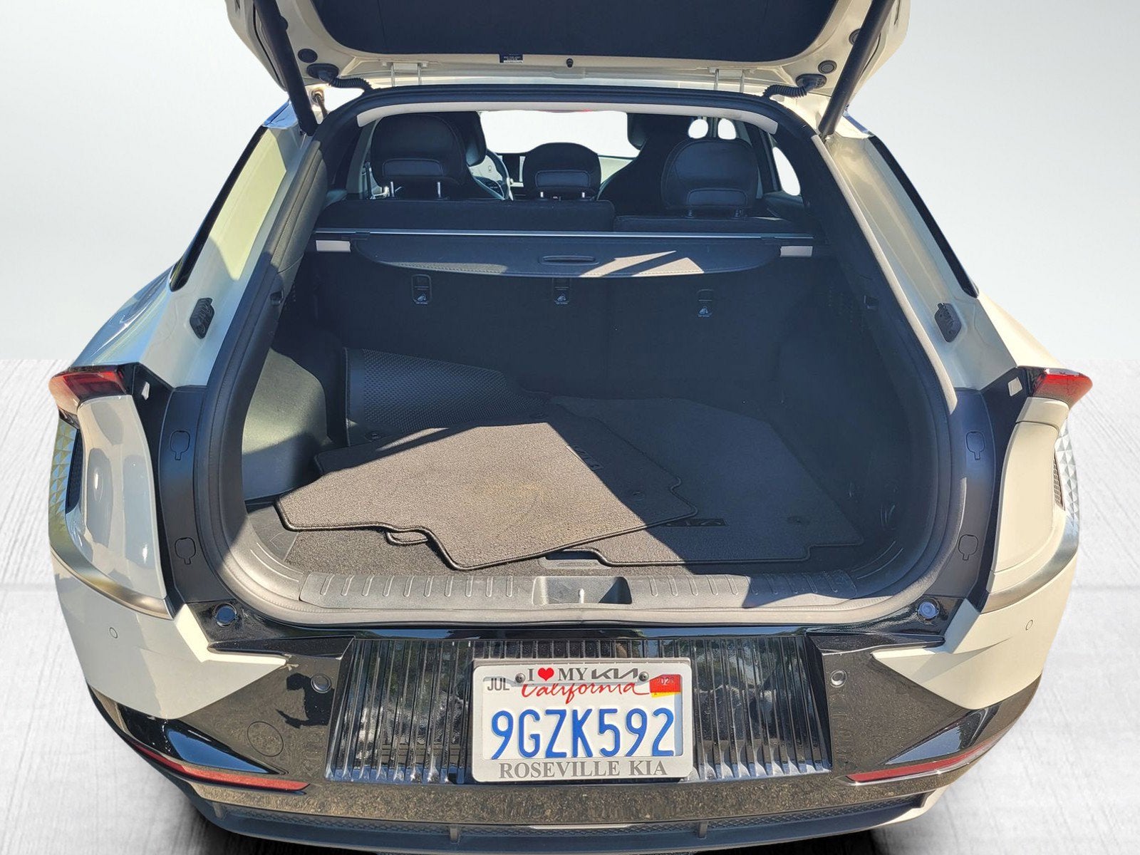 2023 Kia EV6 WIND