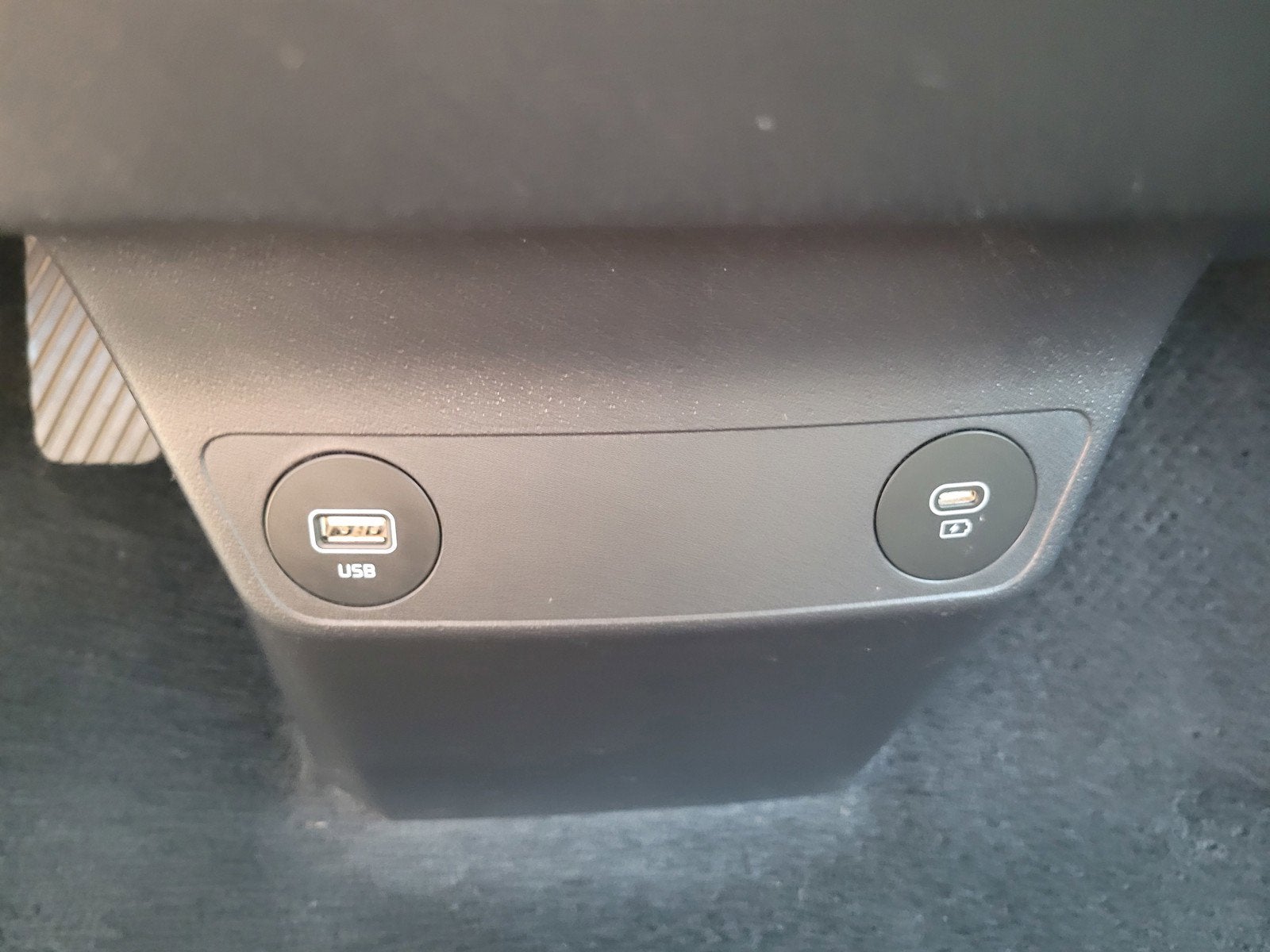 2023 Kia EV6 WIND