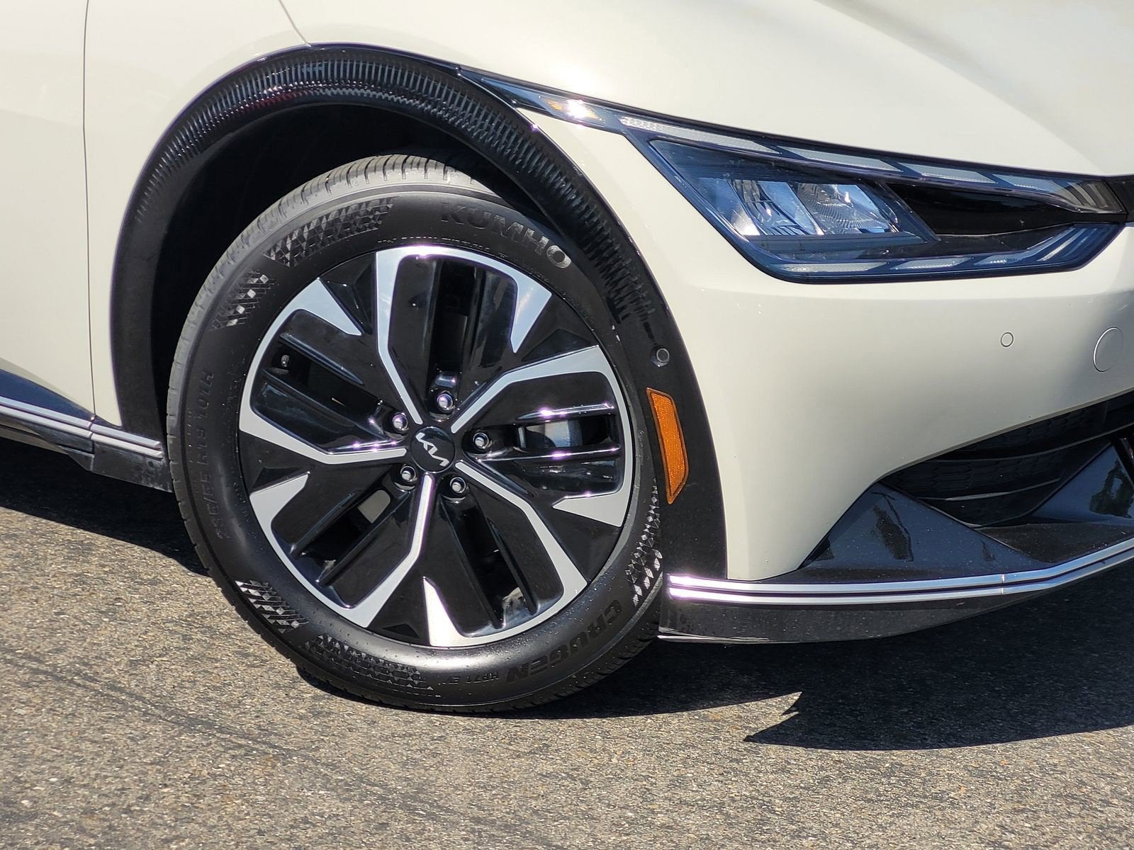 2023 Kia EV6 WIND