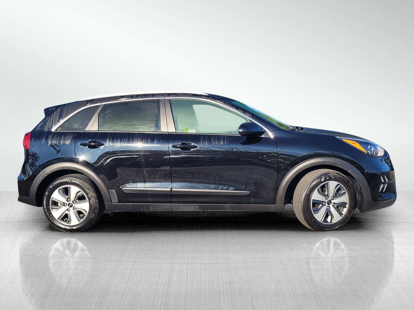 2020 Kia NIRO LX