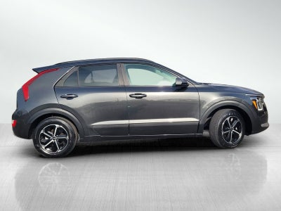 2023 Kia NIRO LX