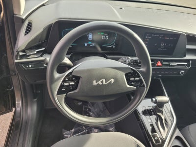 2023 Kia NIRO LX