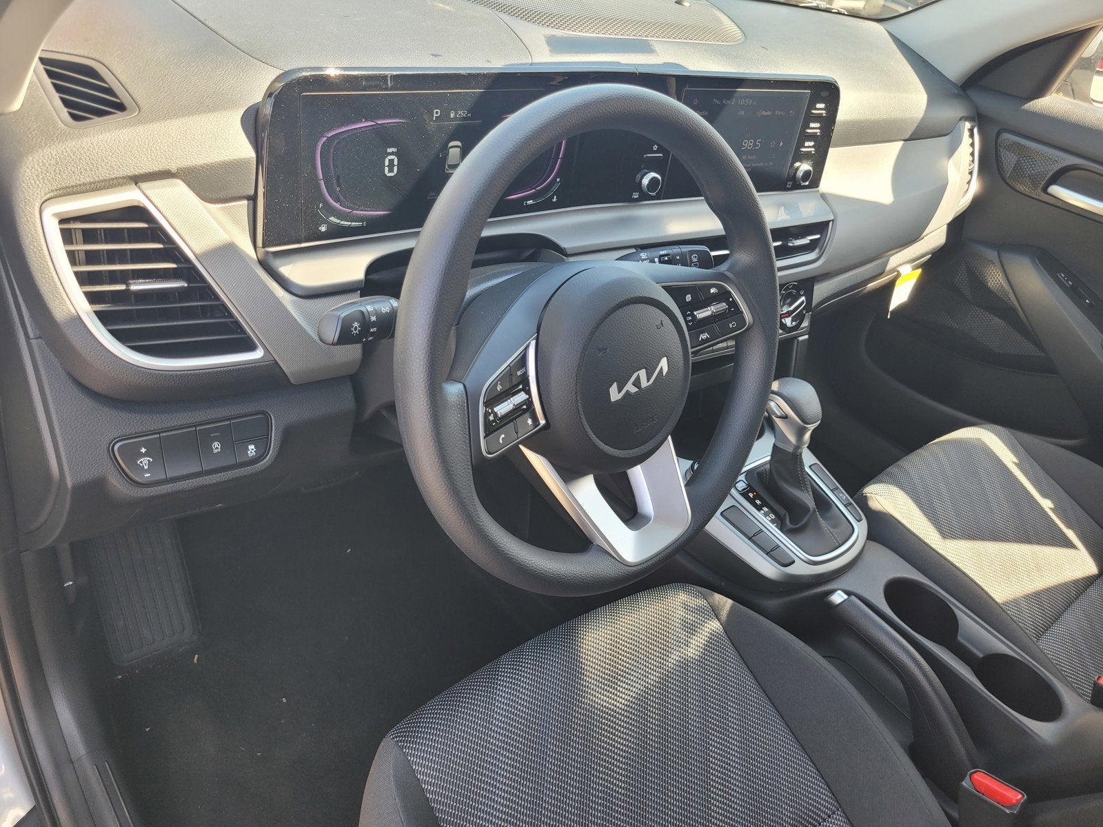 2026 Kia SELTOS LX