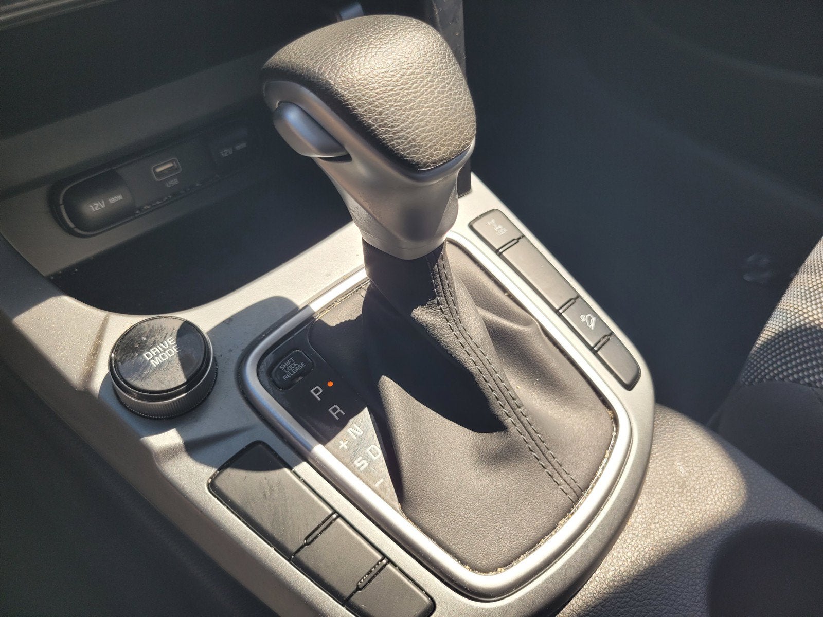 2024 Kia SELTOS LX