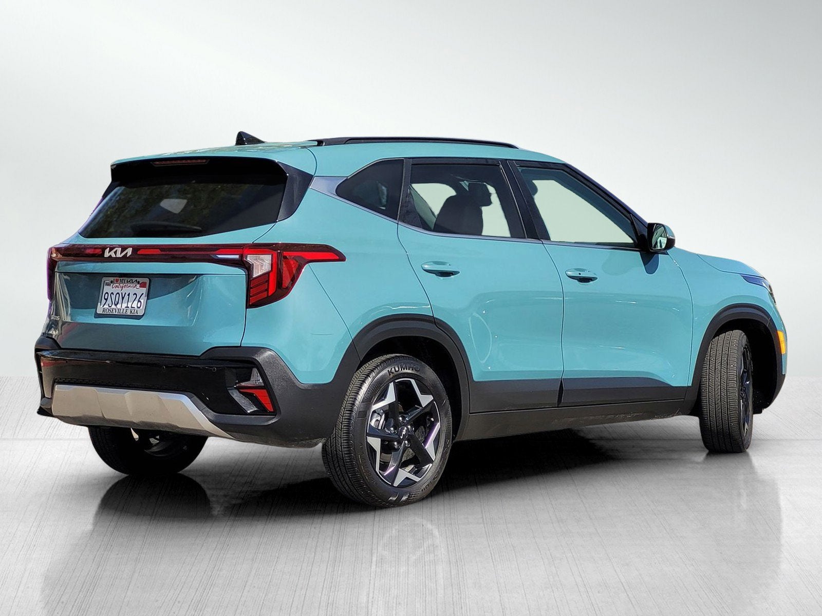 2025 Kia SELTOS EX