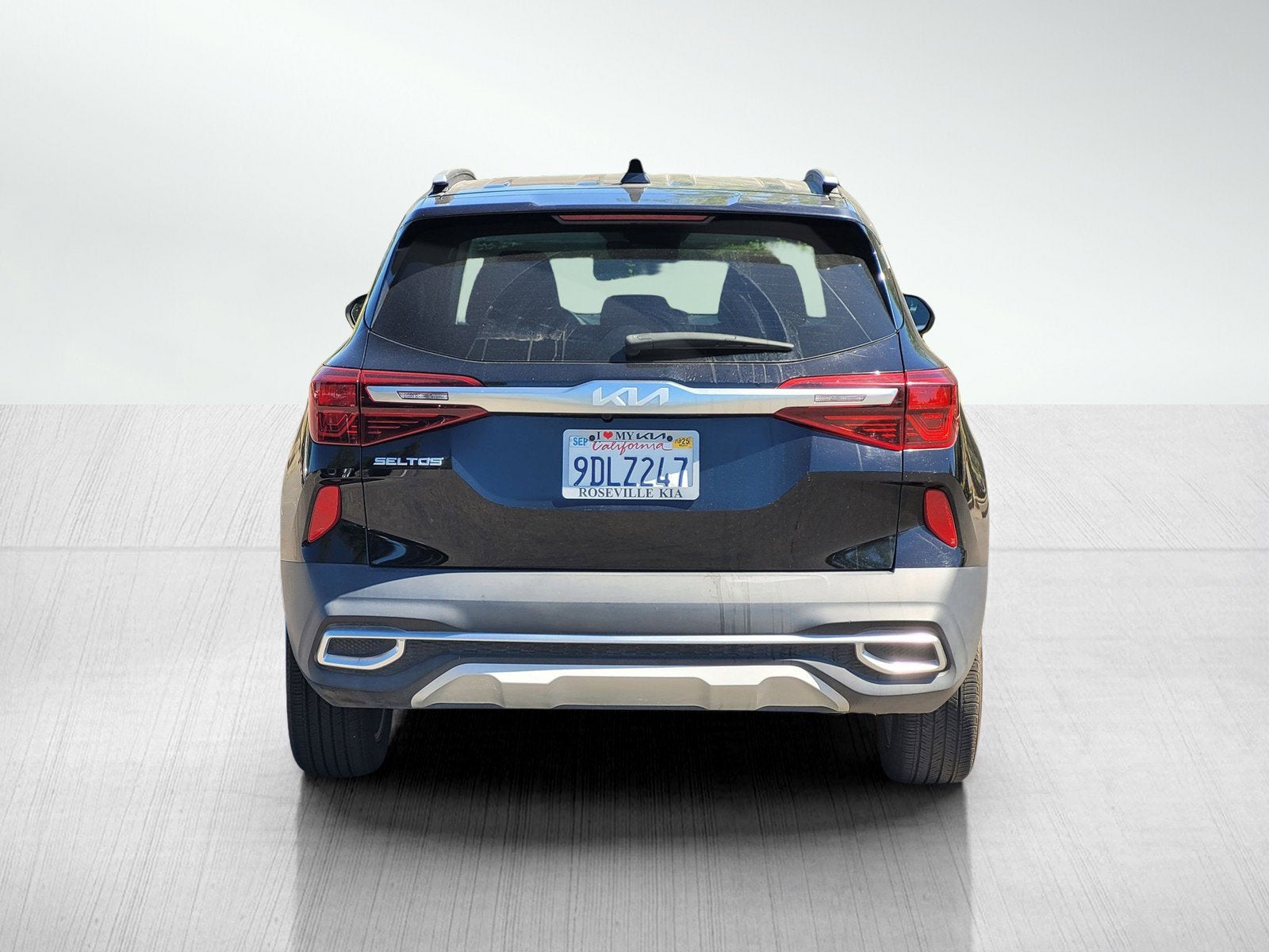 2023 Kia SELTOS S