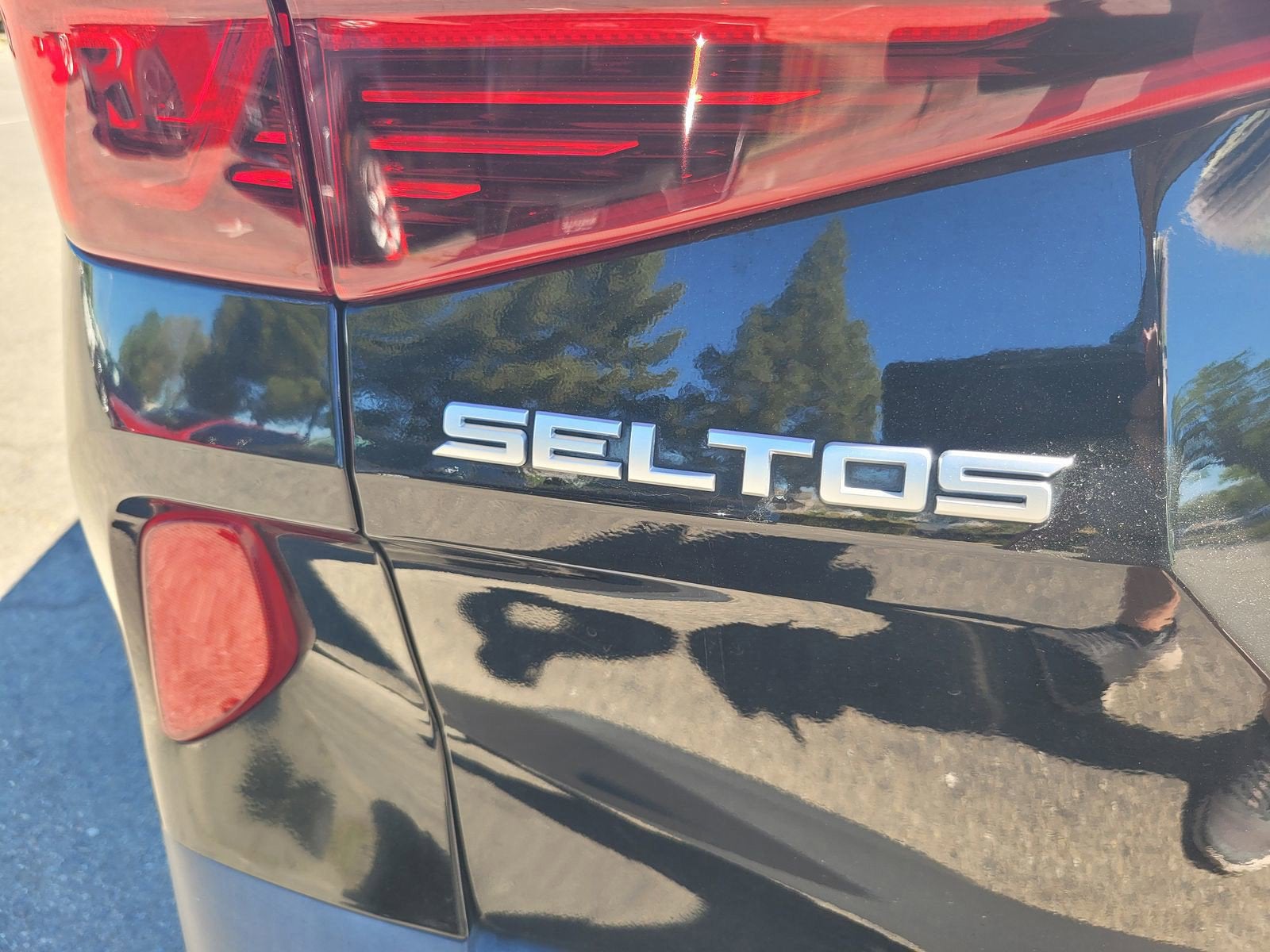 2023 Kia SELTOS S
