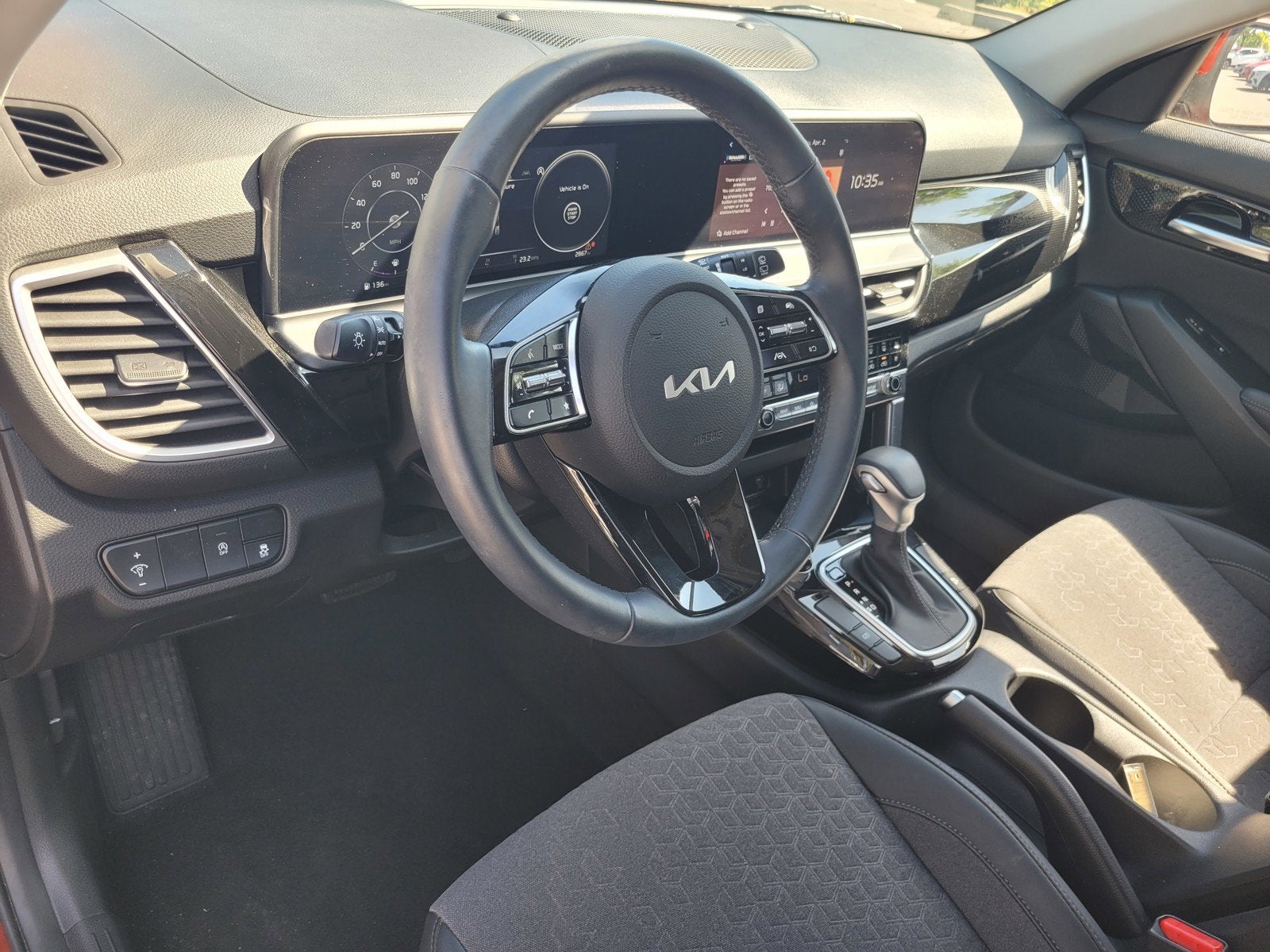 2024 Kia SELTOS S