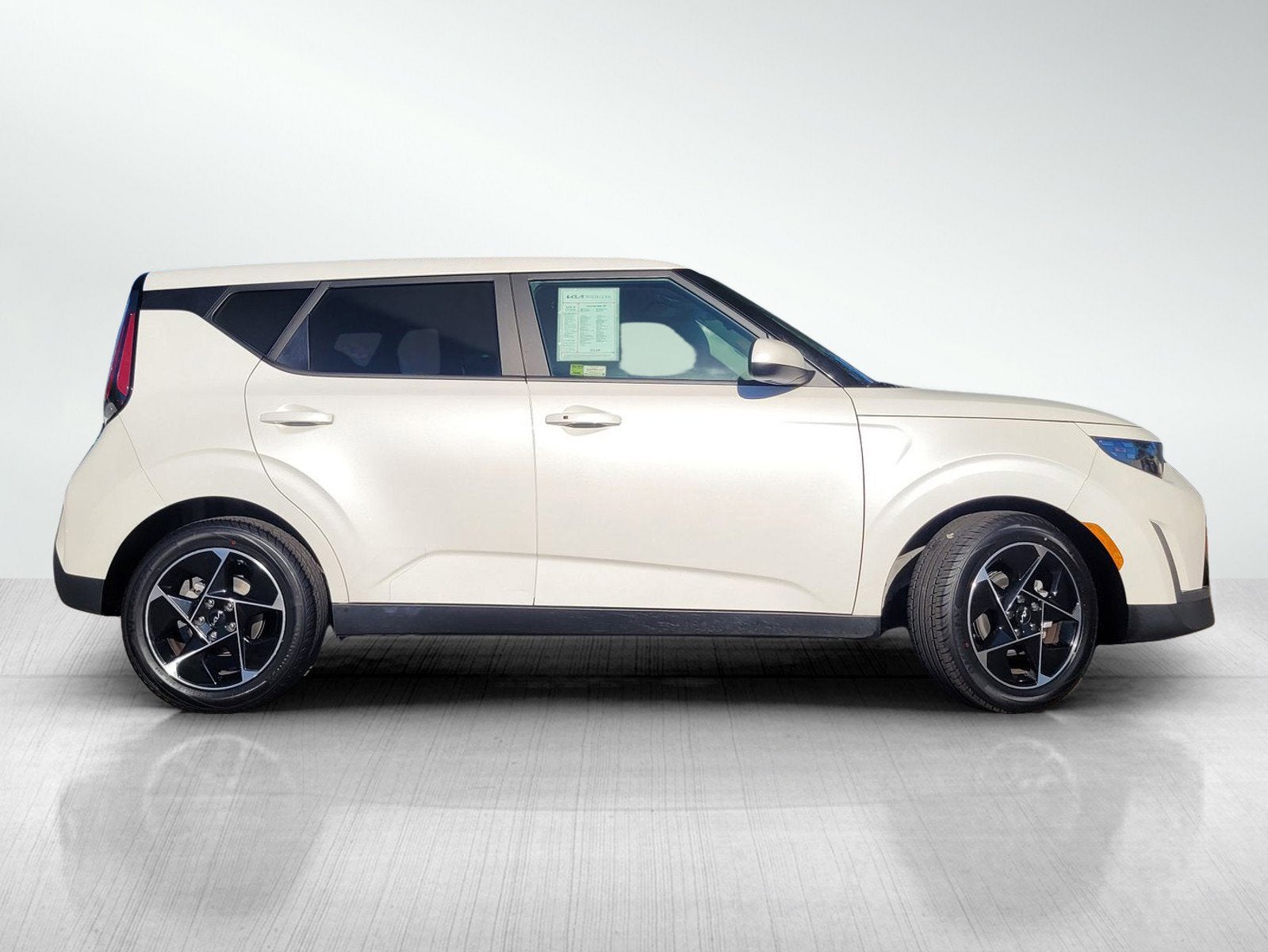 2023 Kia SOUL EX
