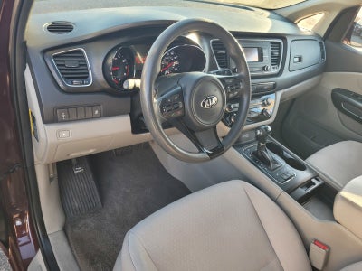 2016 Kia SEDONA LX