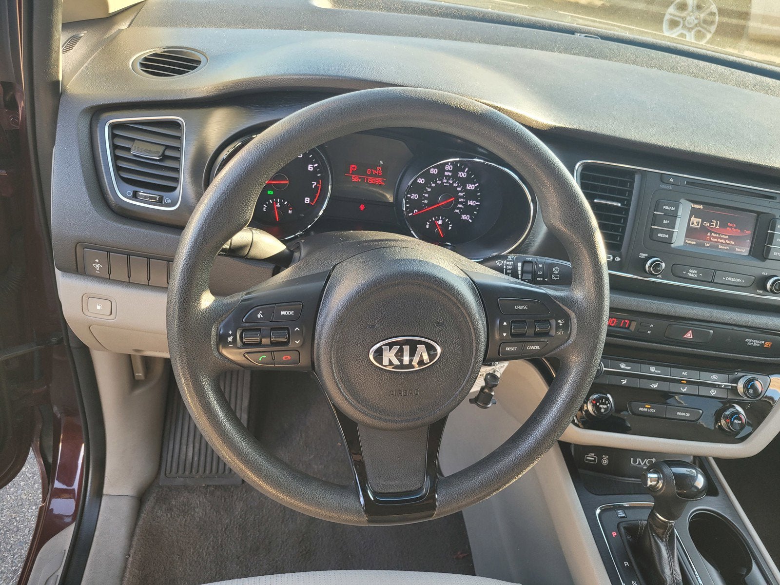 2016 Kia SEDONA LX