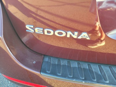 2016 Kia SEDONA LX