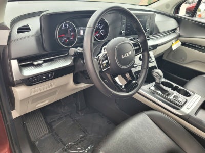 2024 Kia CARNIVAL LX