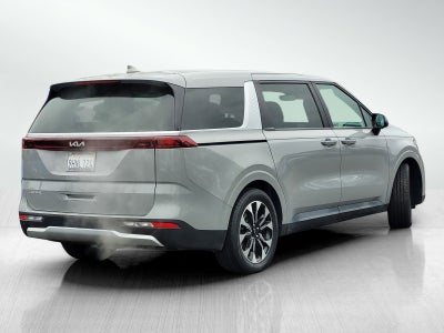 2024 Kia CARNIVAL EX