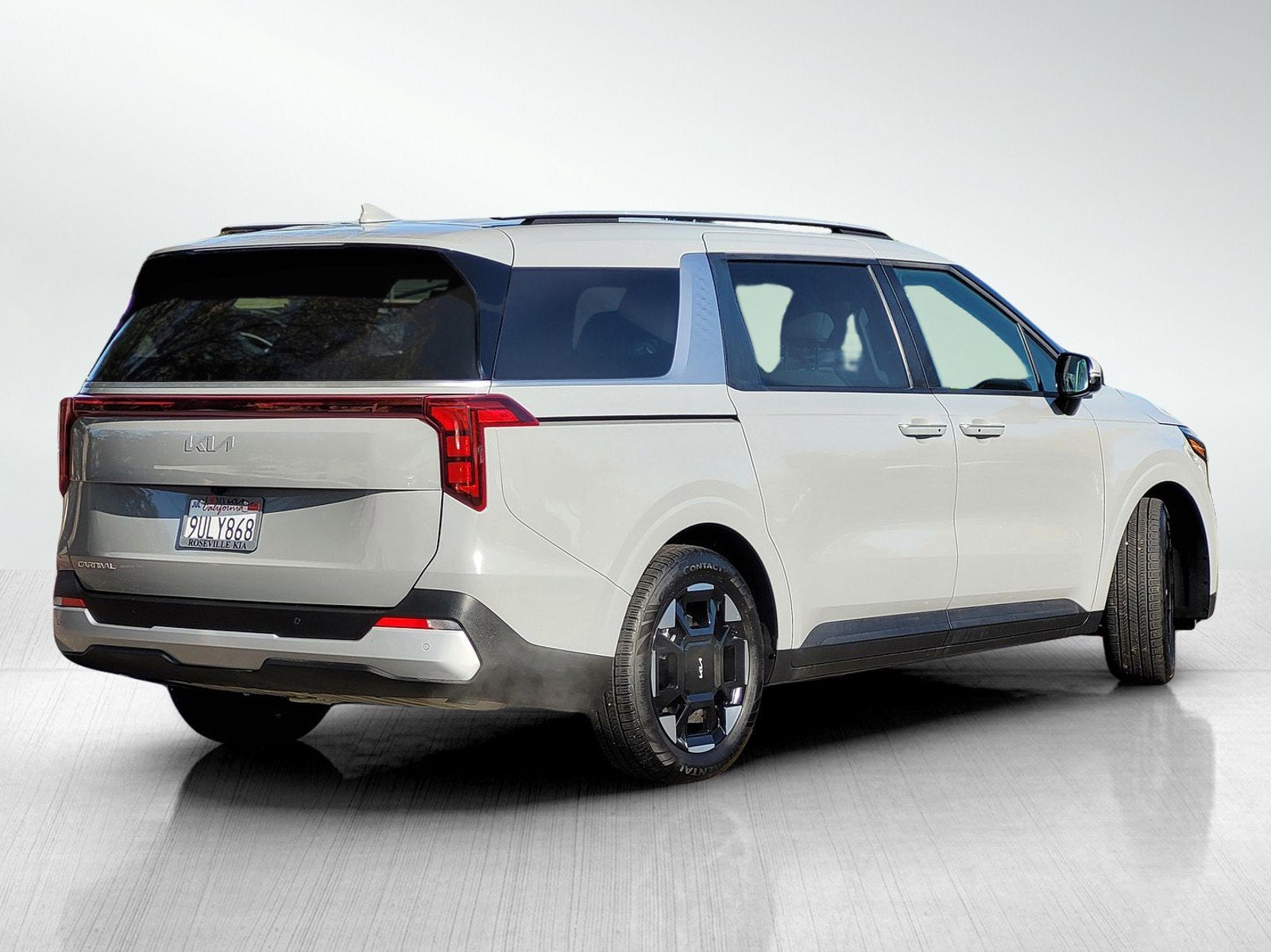 2026 Kia CARNIVAL EX