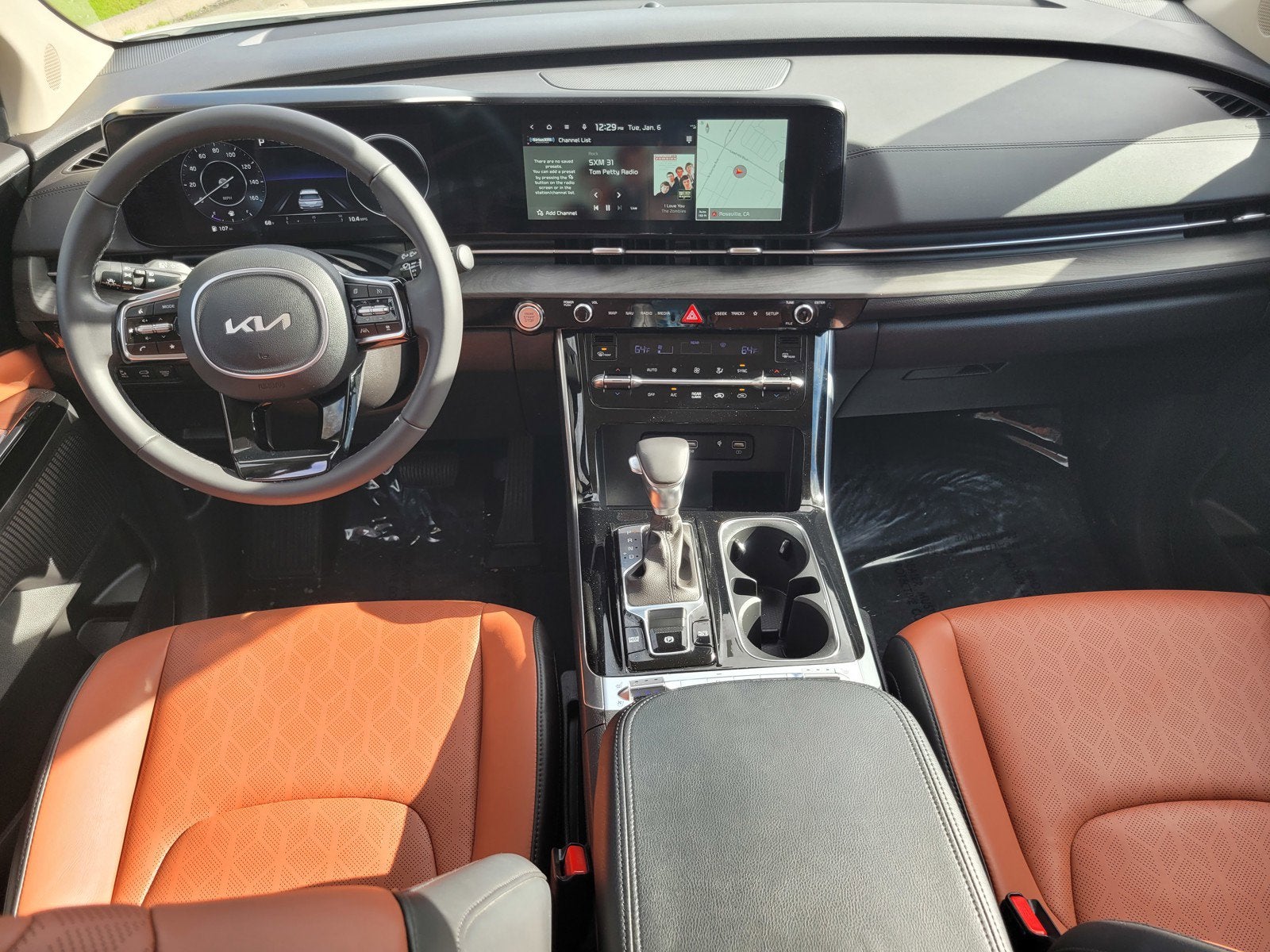 2024 Kia CARNIVAL SX