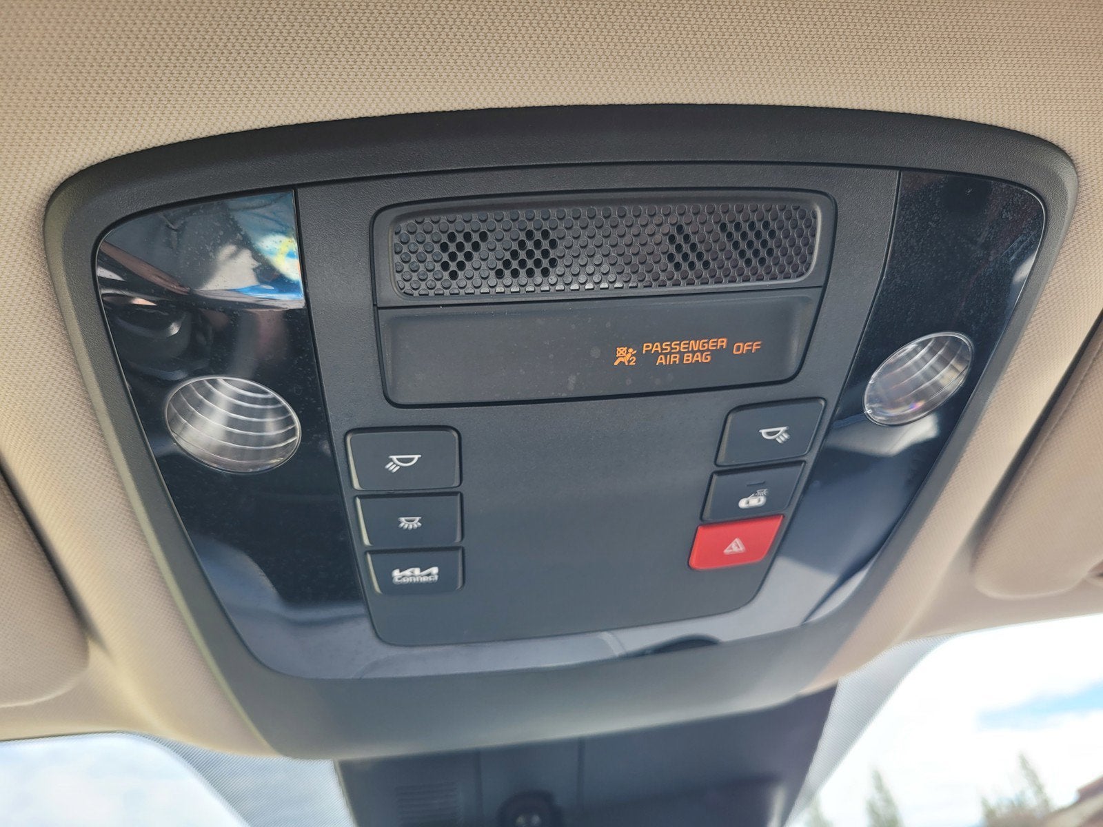 2024 Kia CARNIVAL SX