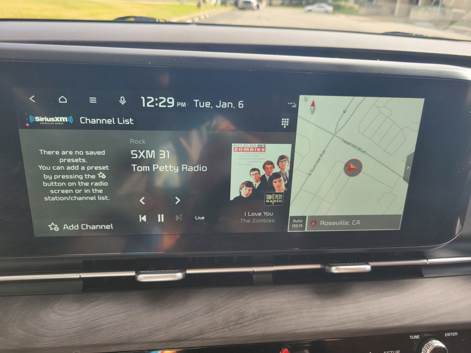 2024 Kia CARNIVAL SX