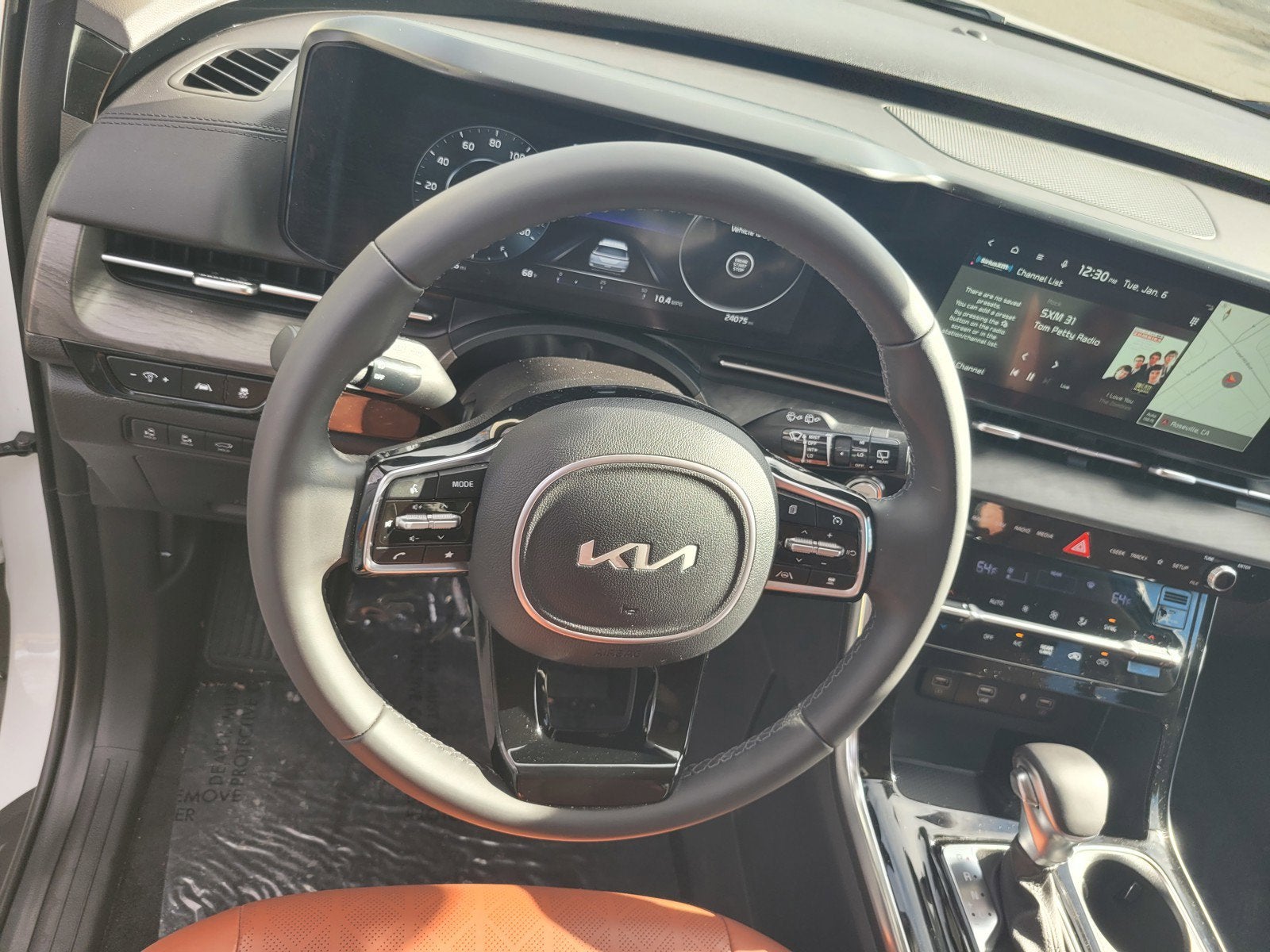 2024 Kia CARNIVAL SX