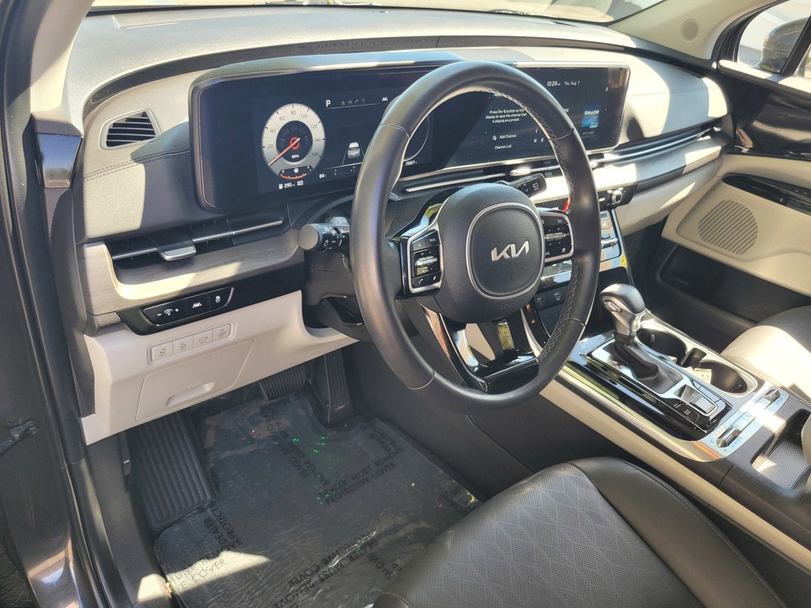 2024 Kia CARNIVAL SX