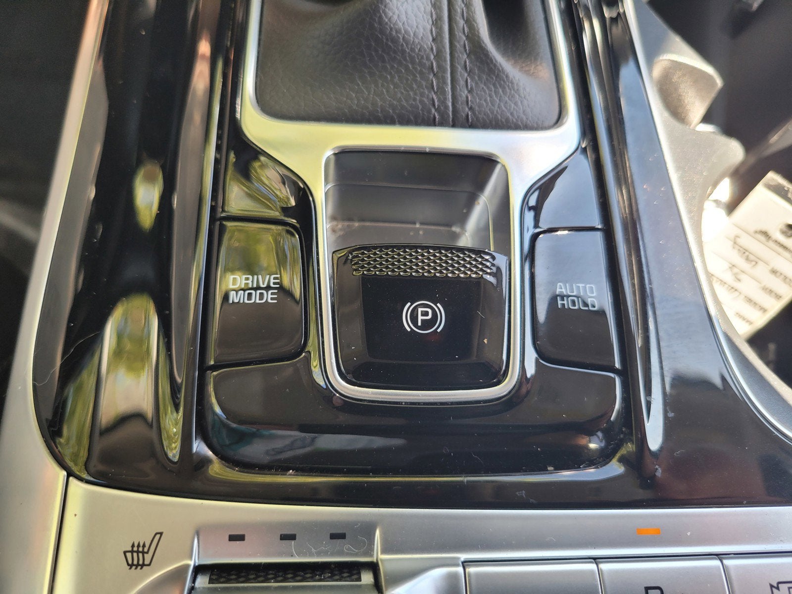 2024 Kia CARNIVAL SX