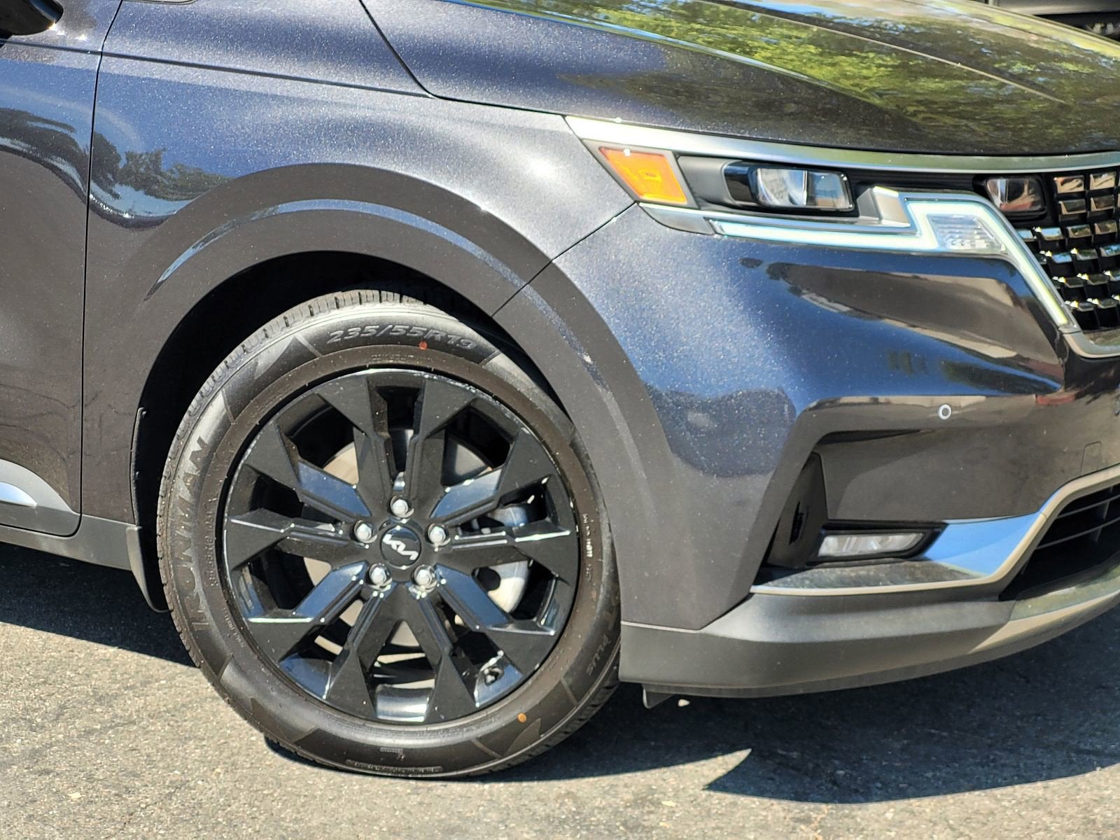 2024 Kia CARNIVAL SX