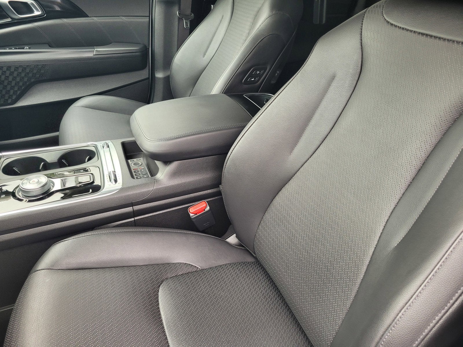 2025 Kia CARNIVAL HYBRID SX PRESTIGE