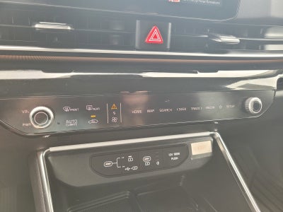 2025 Kia CARNIVAL HYBRID SX PRESTIGE