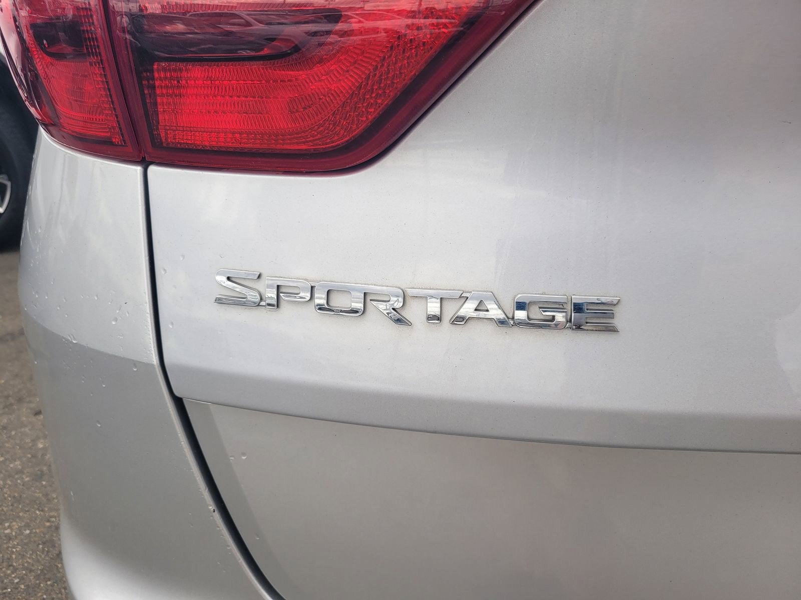 2018 Kia SPORTAGE LX