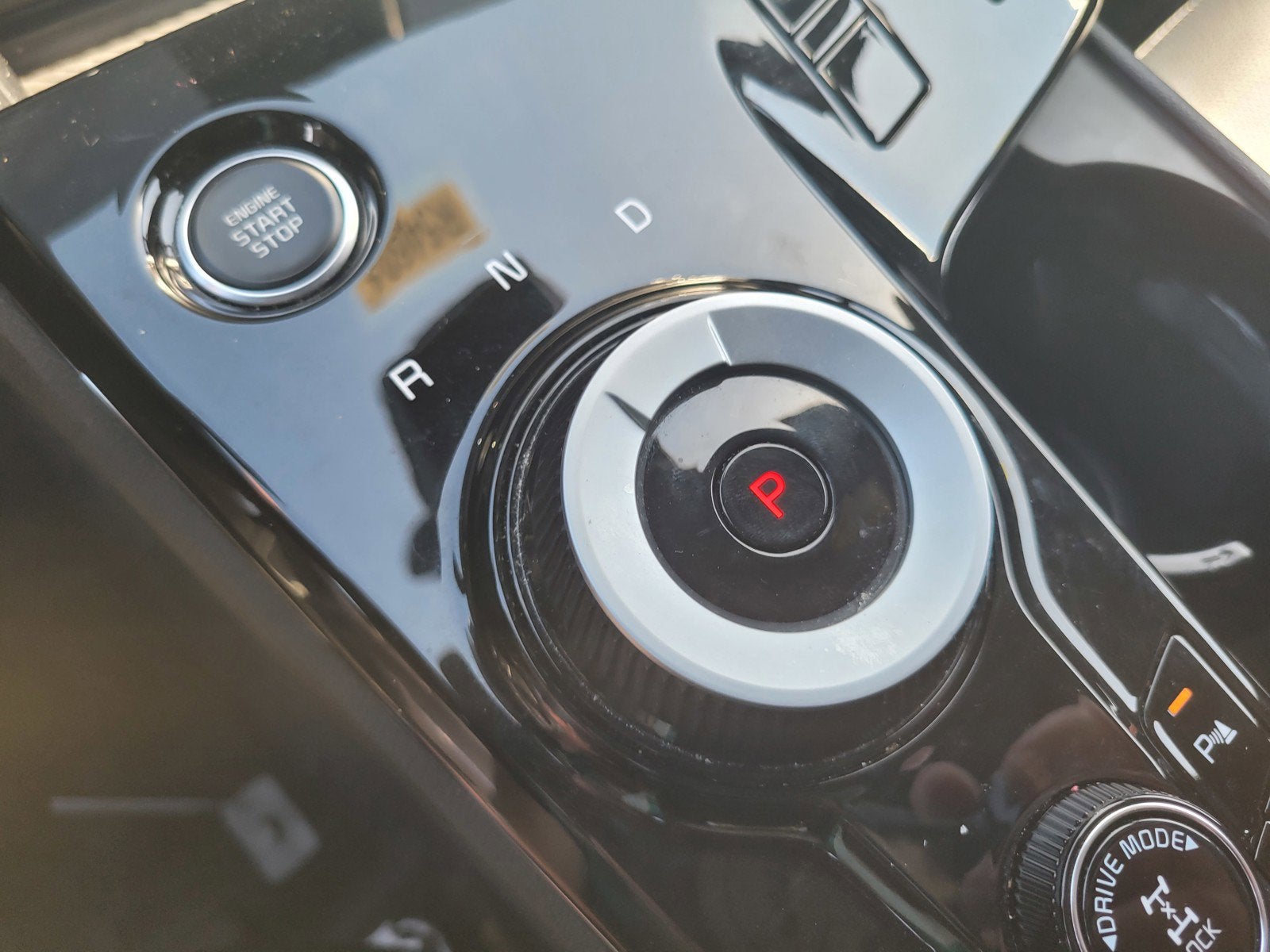 2023 Kia SPORTAGE PLUG-IN HYBRID X-LINE