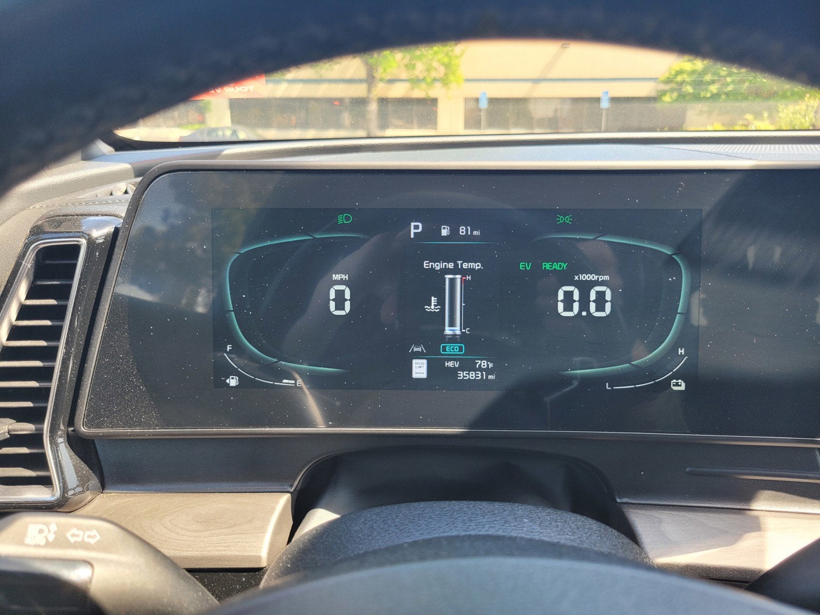 2023 Kia SPORTAGE PLUG-IN HYBRID X-LINE
