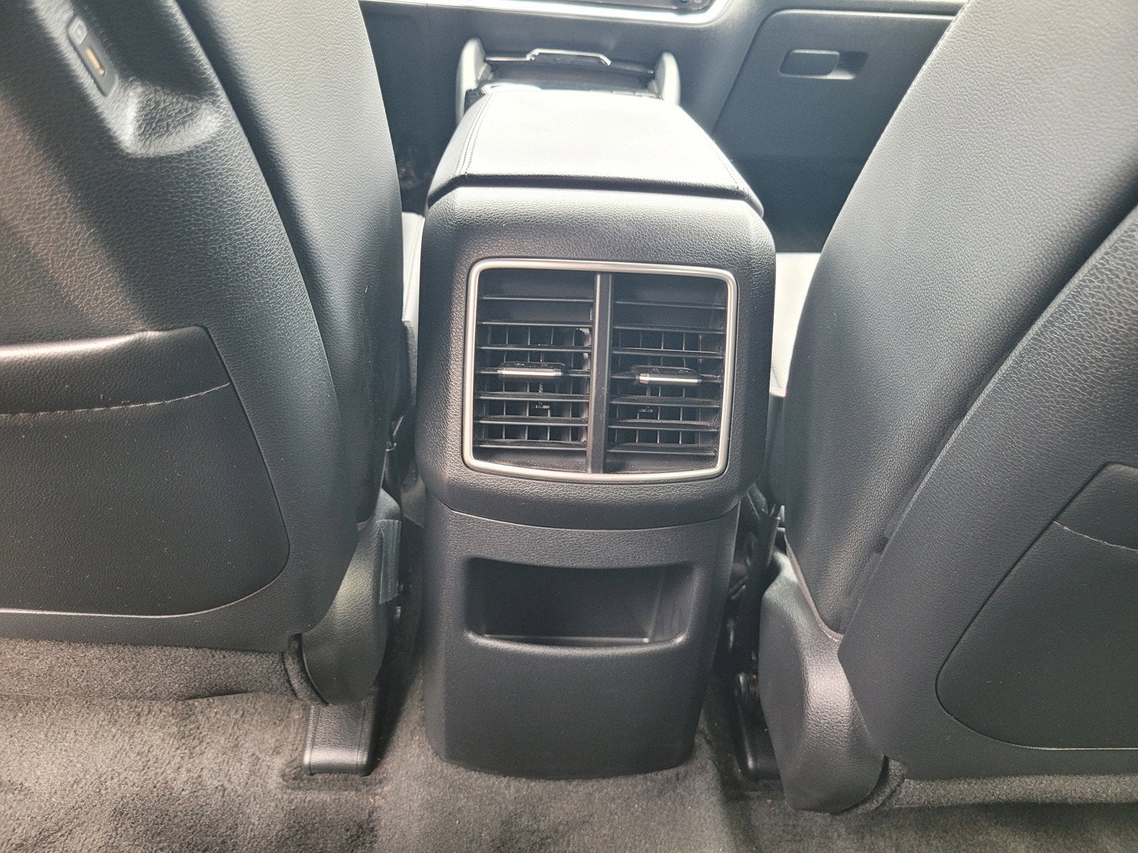 2024 Kia SPORTAGE PLUG-IN HYBRID X-LINE