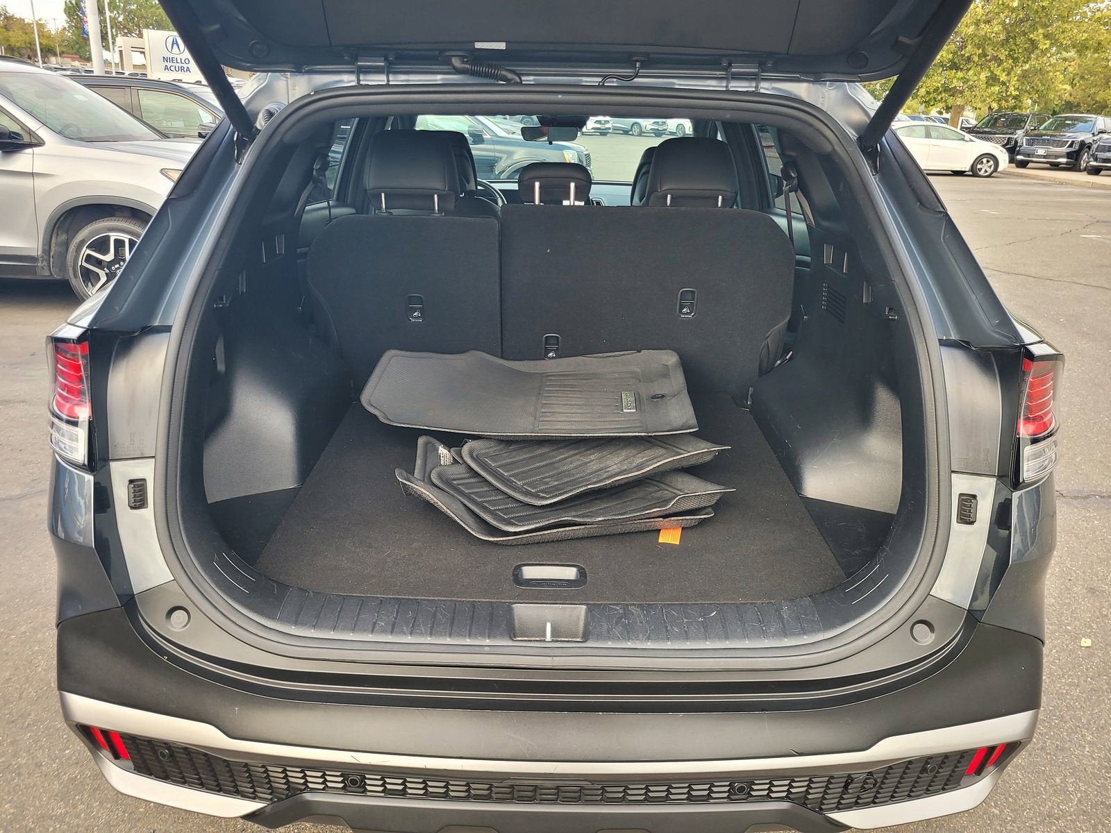 2024 Kia SPORTAGE PLUG-IN HYBRID X-LINE