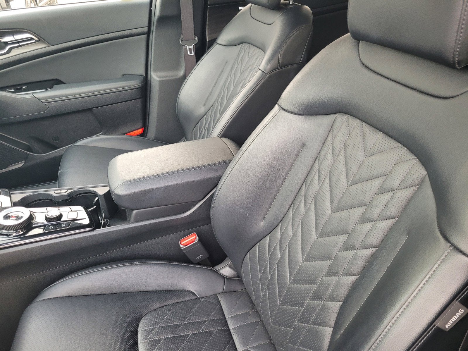 2024 Kia SPORTAGE PLUG-IN HYBRID X-LINE