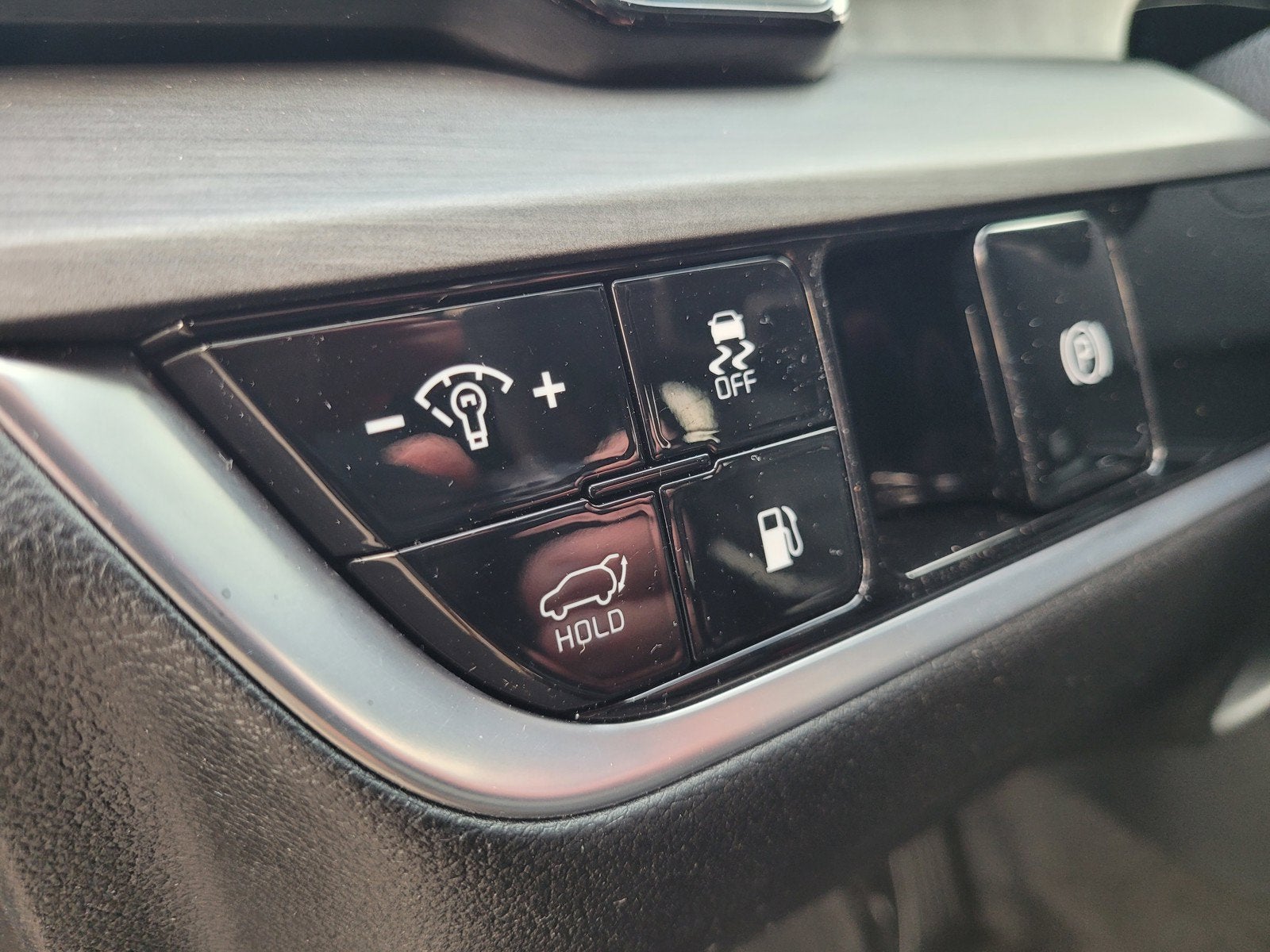 2024 Kia SPORTAGE PLUG-IN HYBRID X-LINE